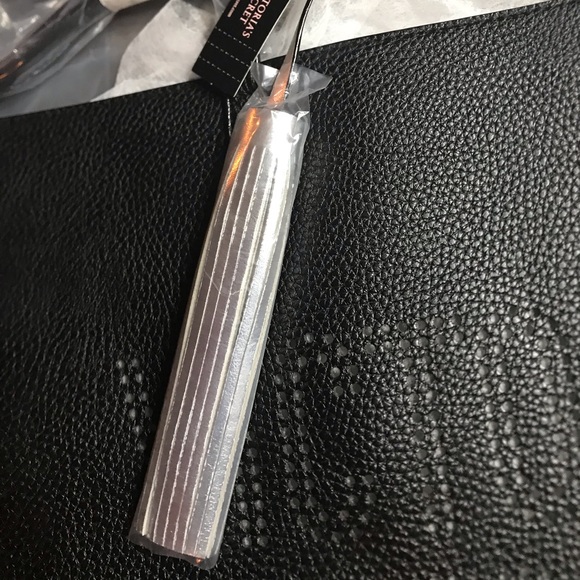 Victoria’s Secret Bag - Picture 4 of 5